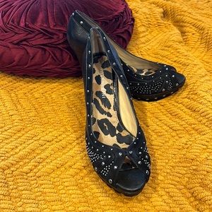 Gianni Bini Studded Black Leather & Suede Heels - Size 8 - New.